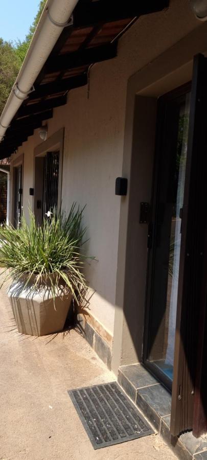 Atterbury Self Catering Studios Pretoria-Noord Dış mekan fotoğraf